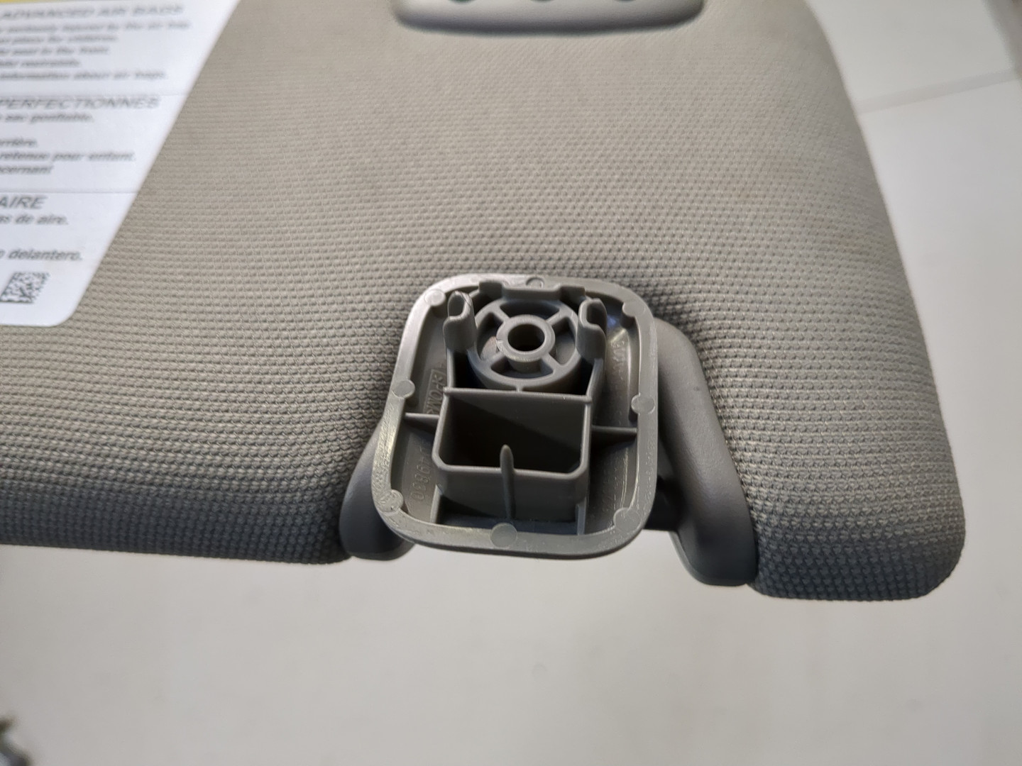 Козырек солнцезащитный