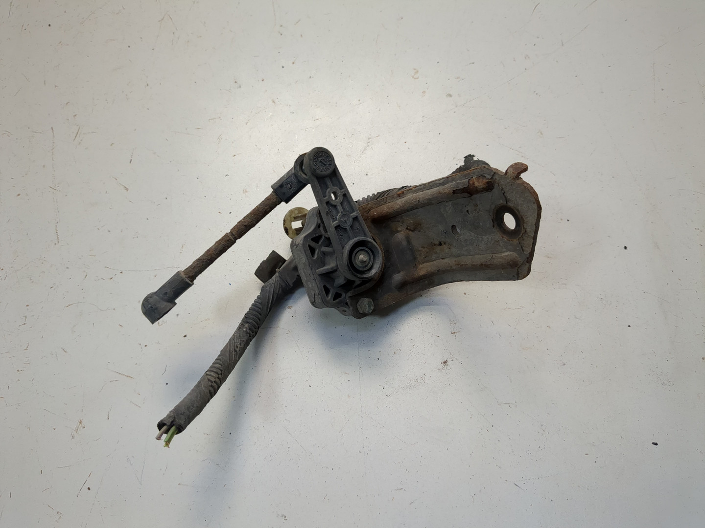 Датчик регулировки дорож. просвета