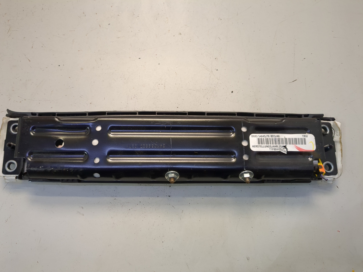 Подушка безопасности нижняя (для колен)