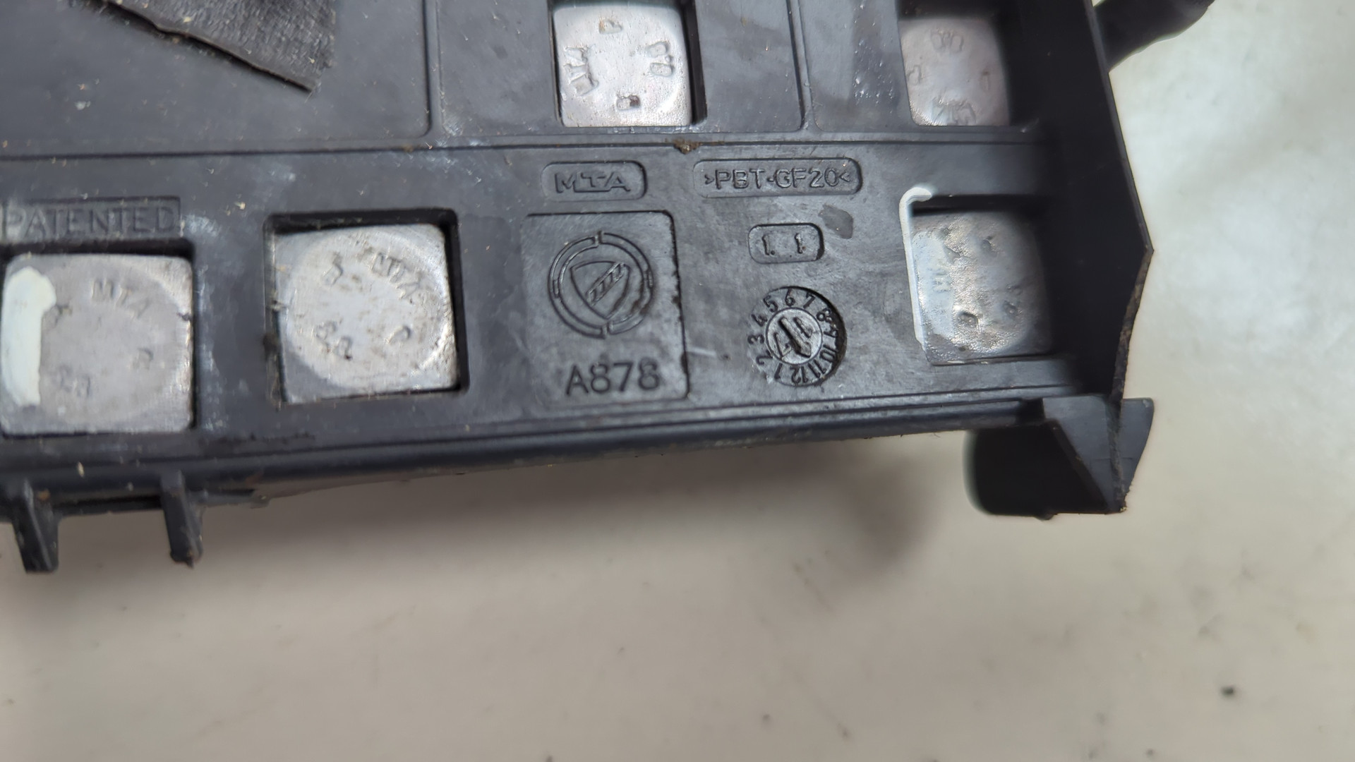 Блок предохранителей