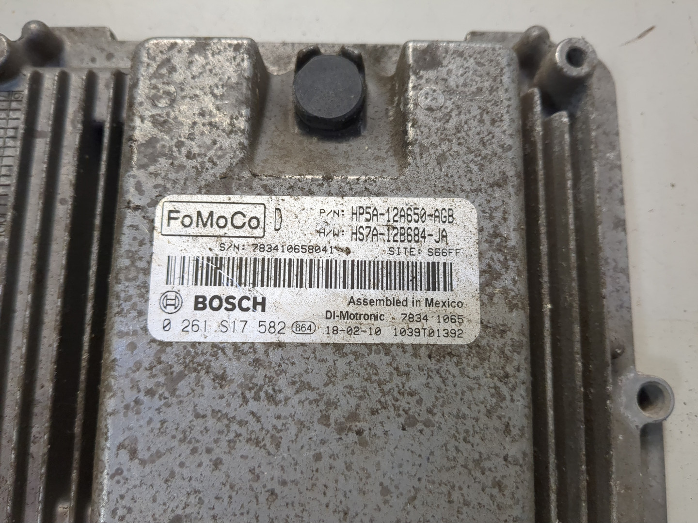 Блок управления двигателем