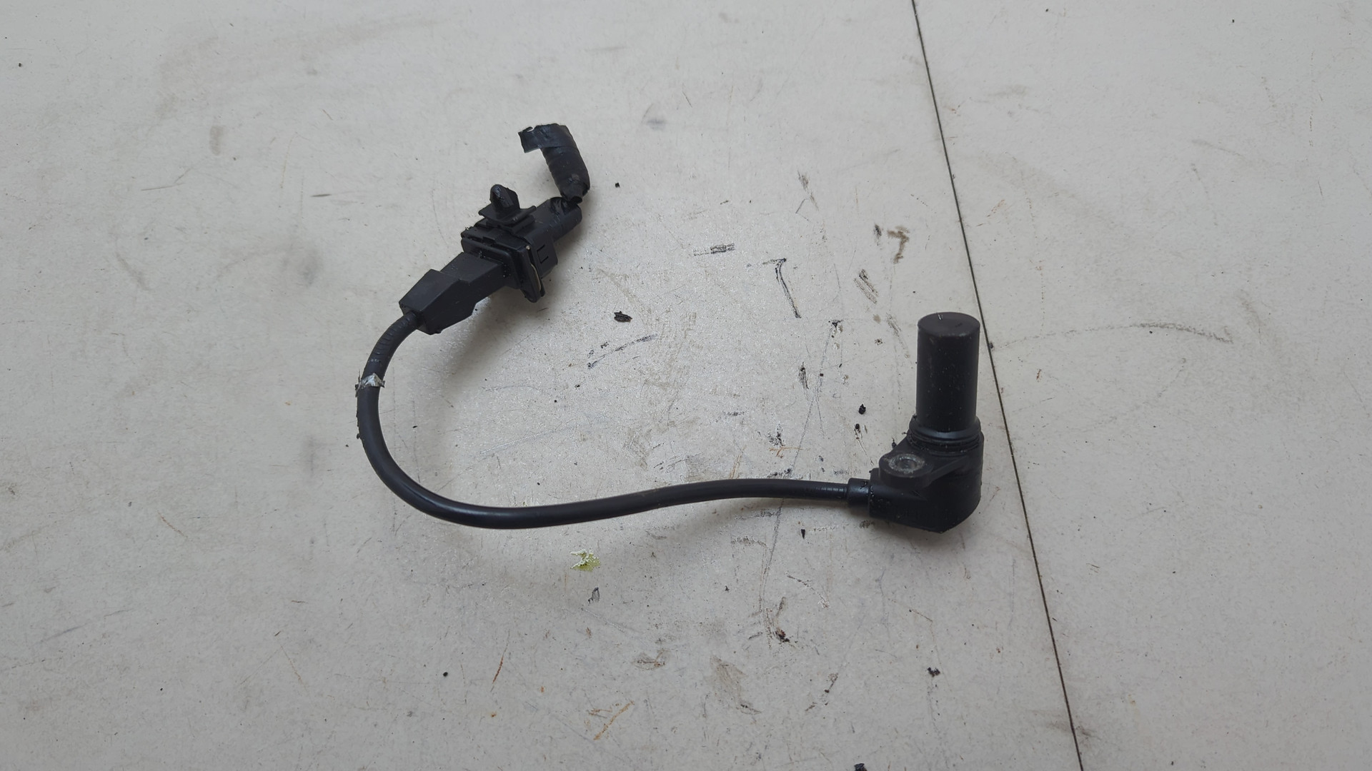 Датчик положения коленвала