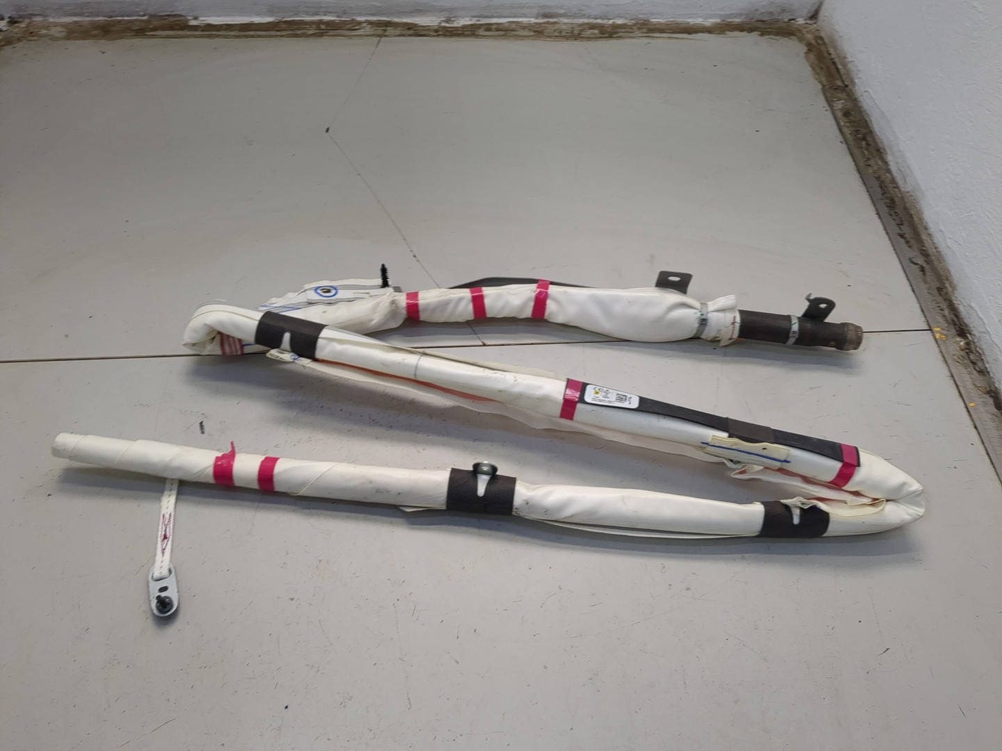 Подушка безопасности боковая (шторка)