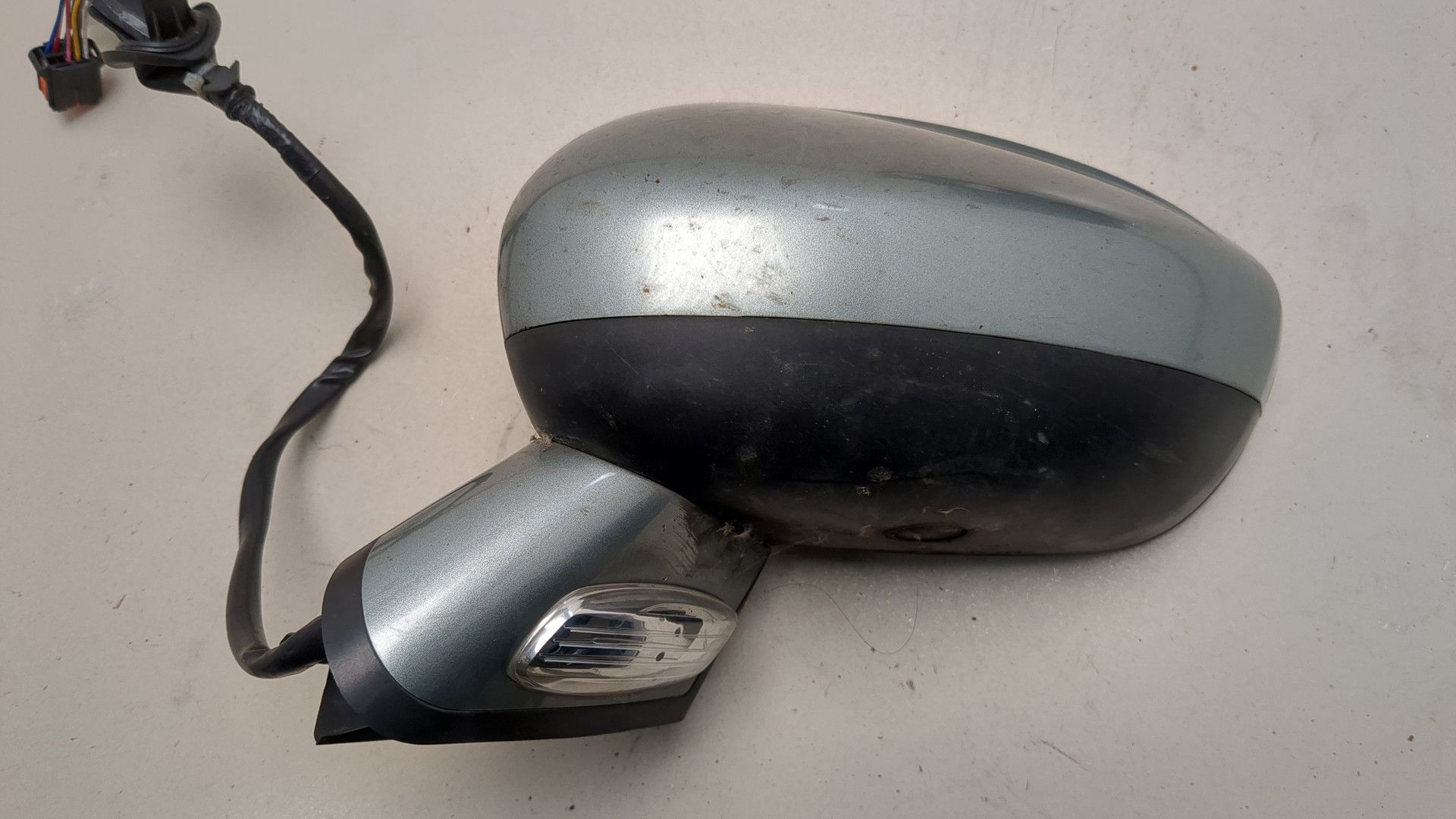 Зеркало левое электрическое