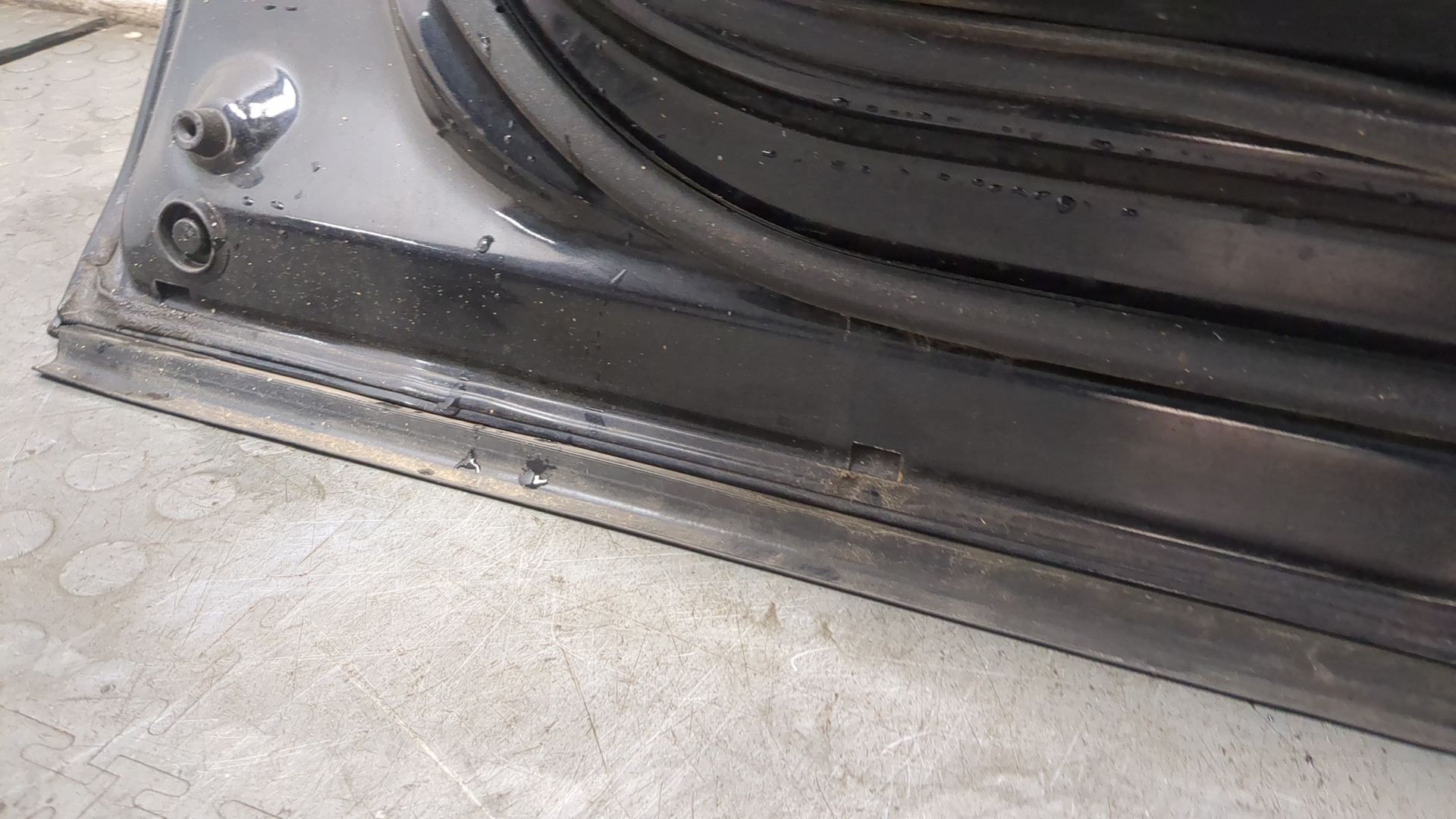 Дверь передняя левая