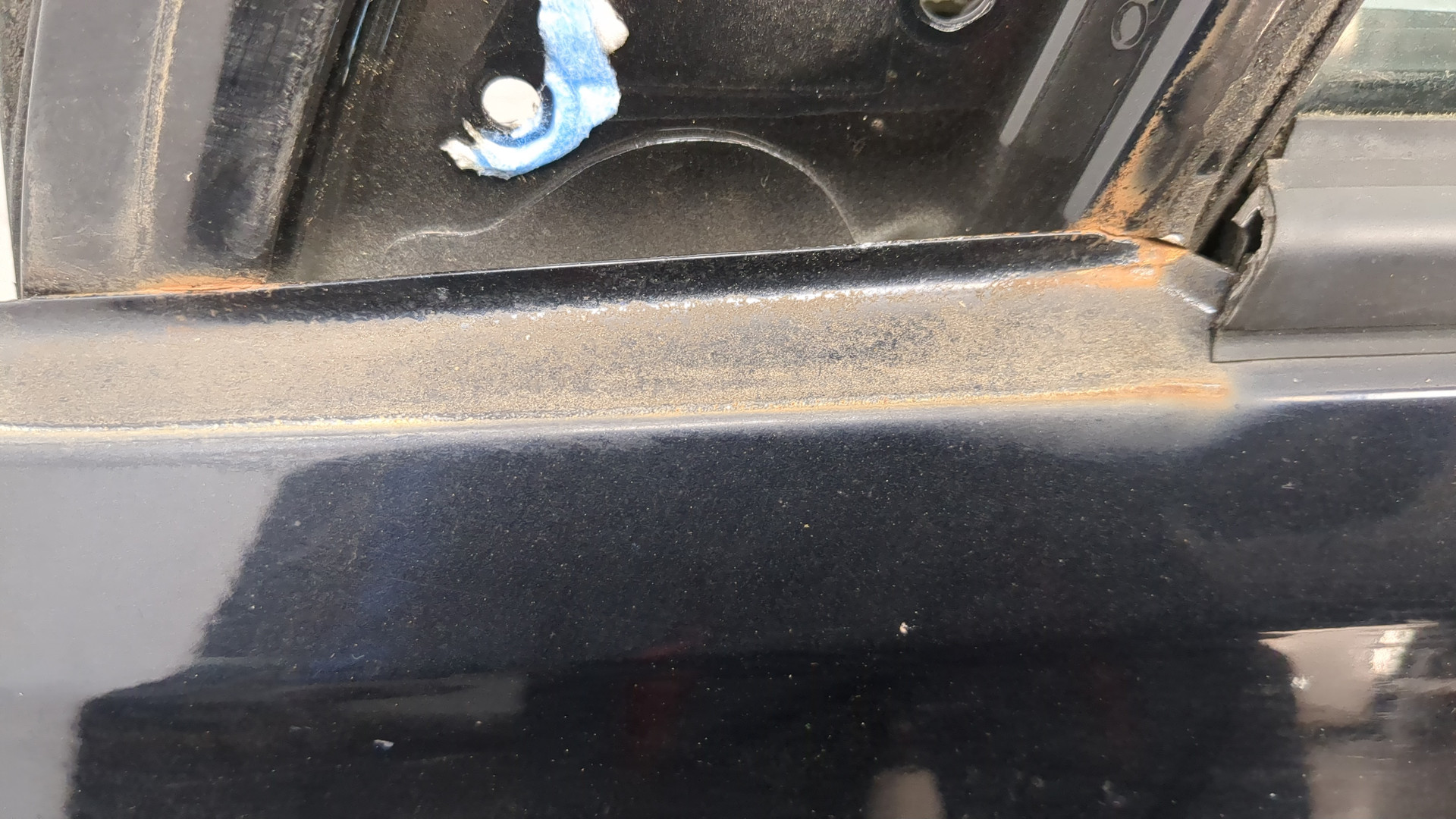 Дверь передняя левая