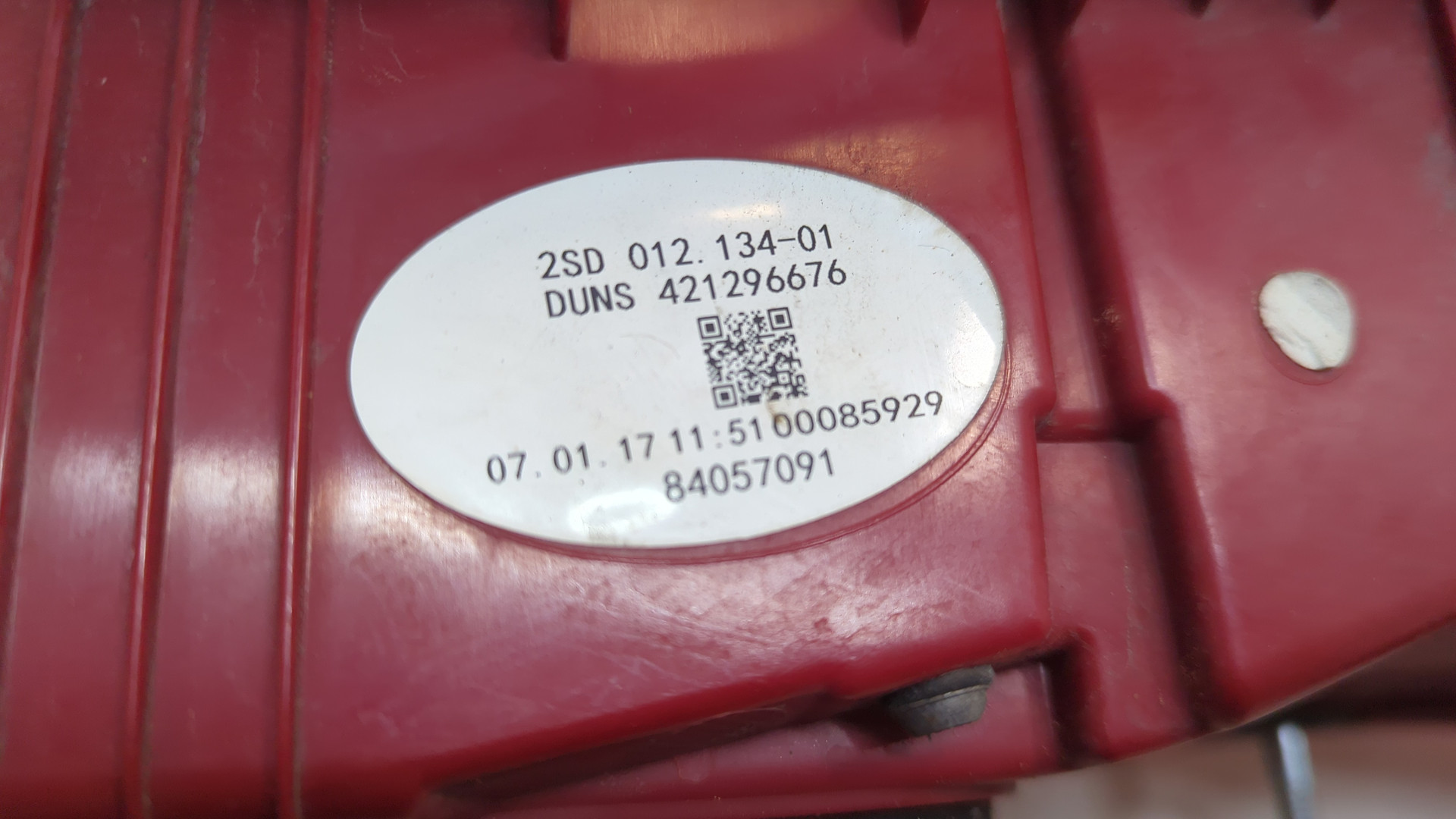 Фонарь задний левый