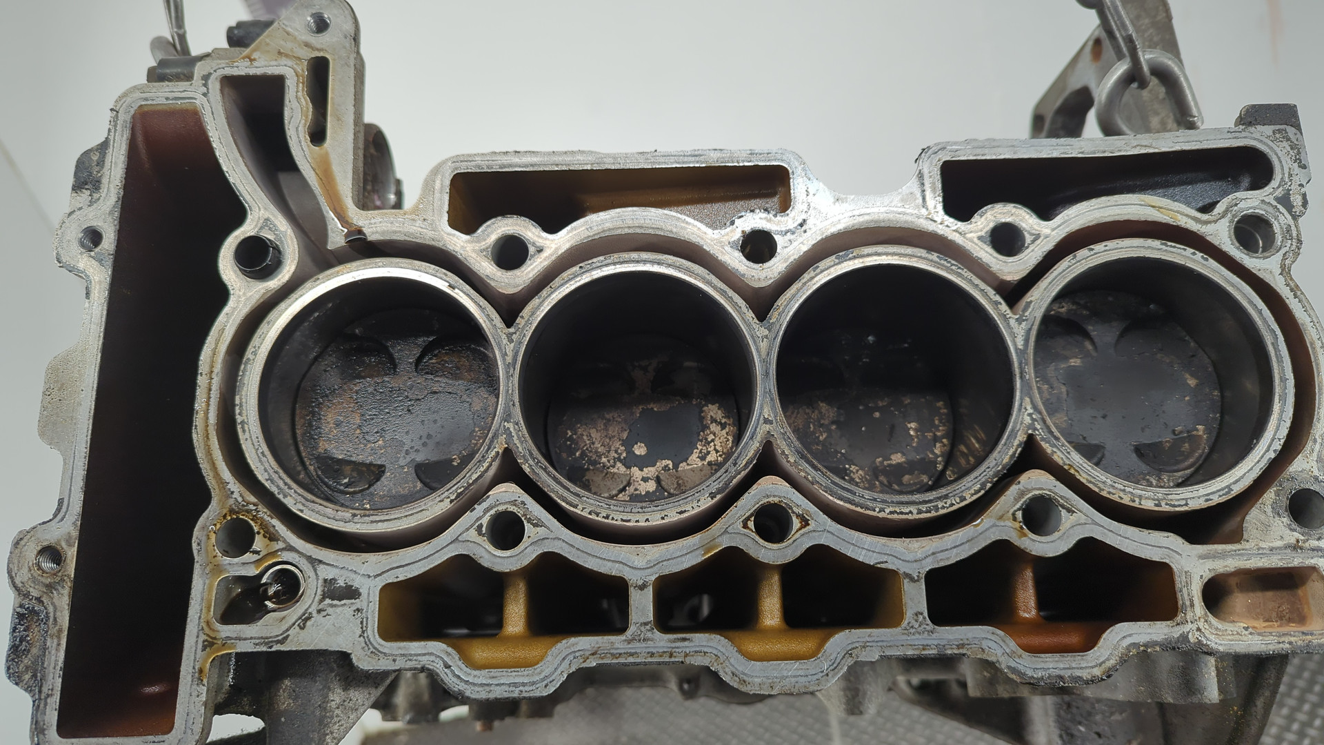 Блок двигателя