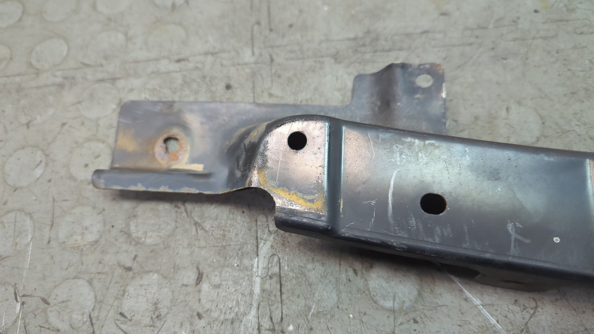 Кронштейн (сопут. товар)