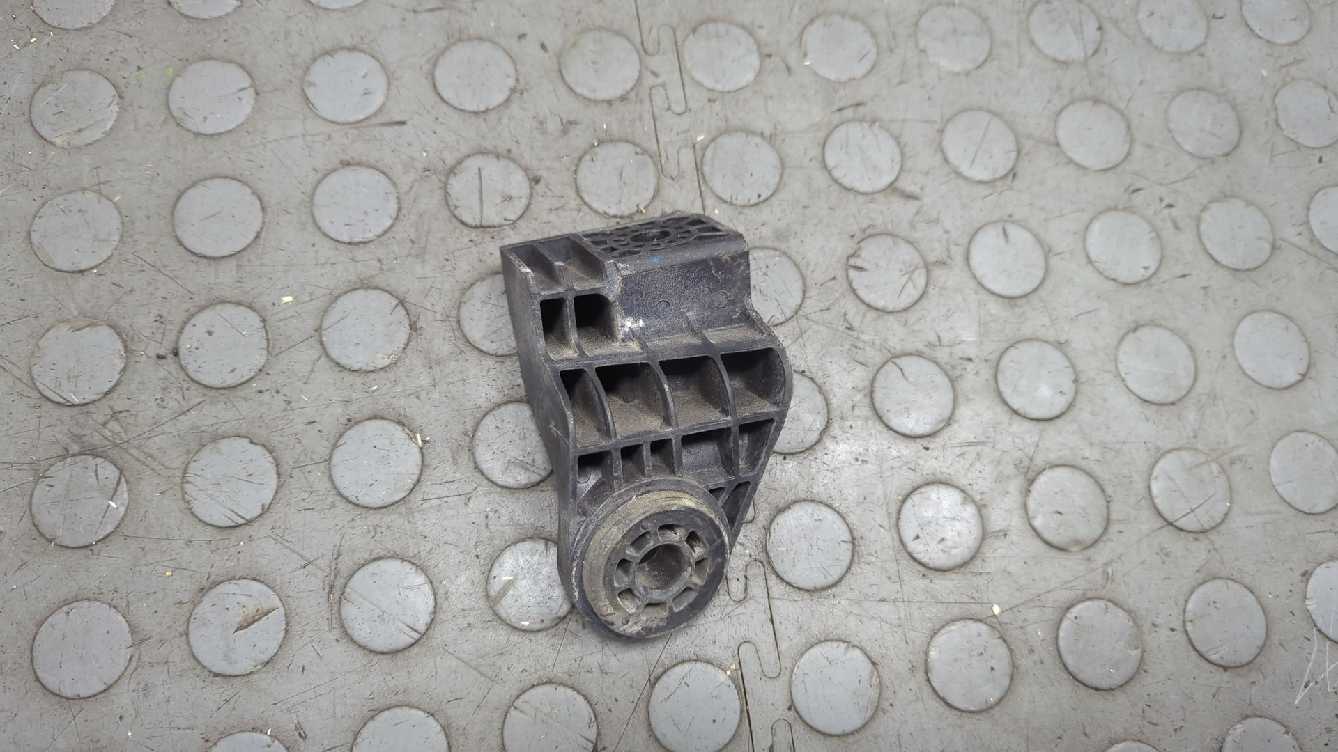 Кронштейн радиатора