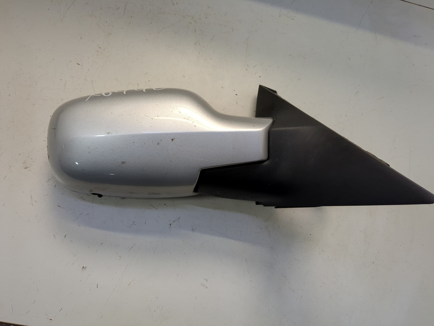 Зеркало правое электрическое