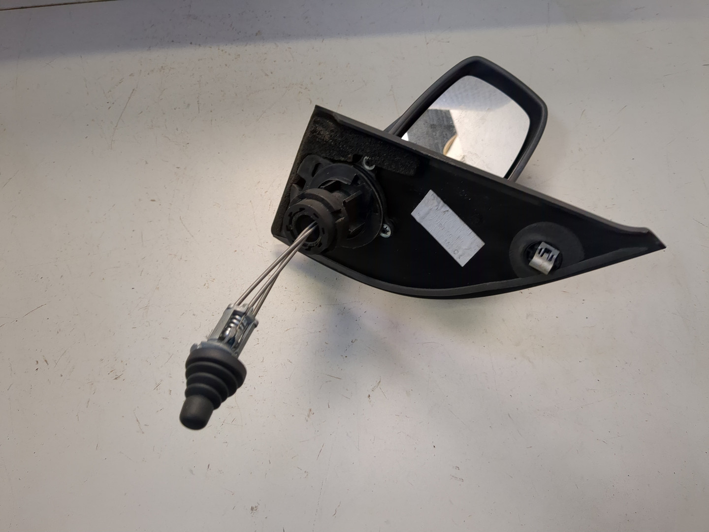 Зеркало левое электрическое