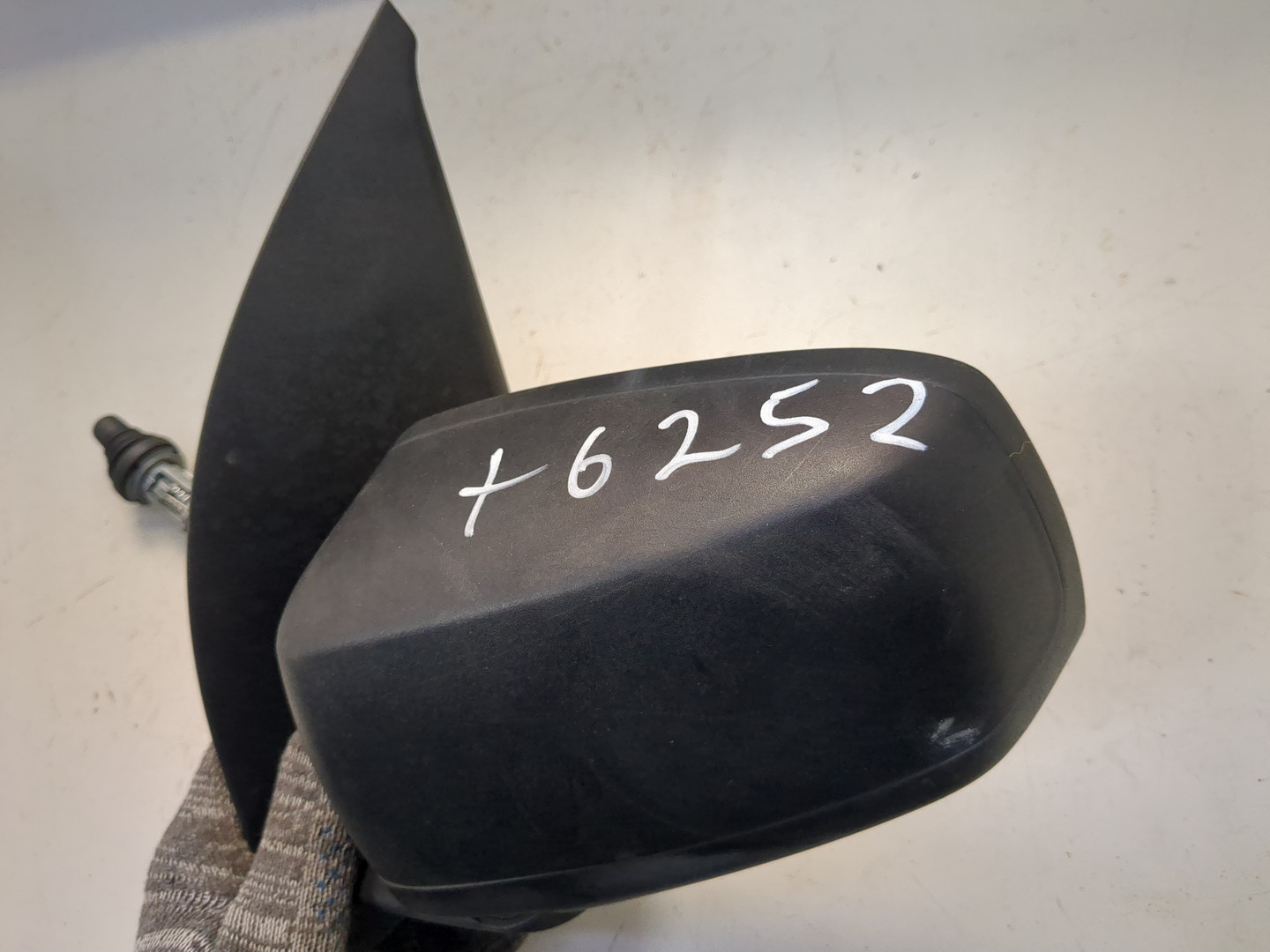 Зеркало левое электрическое