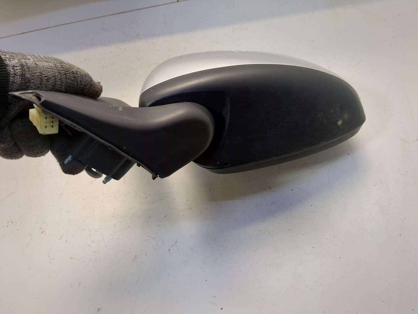 Зеркало левое электрическое