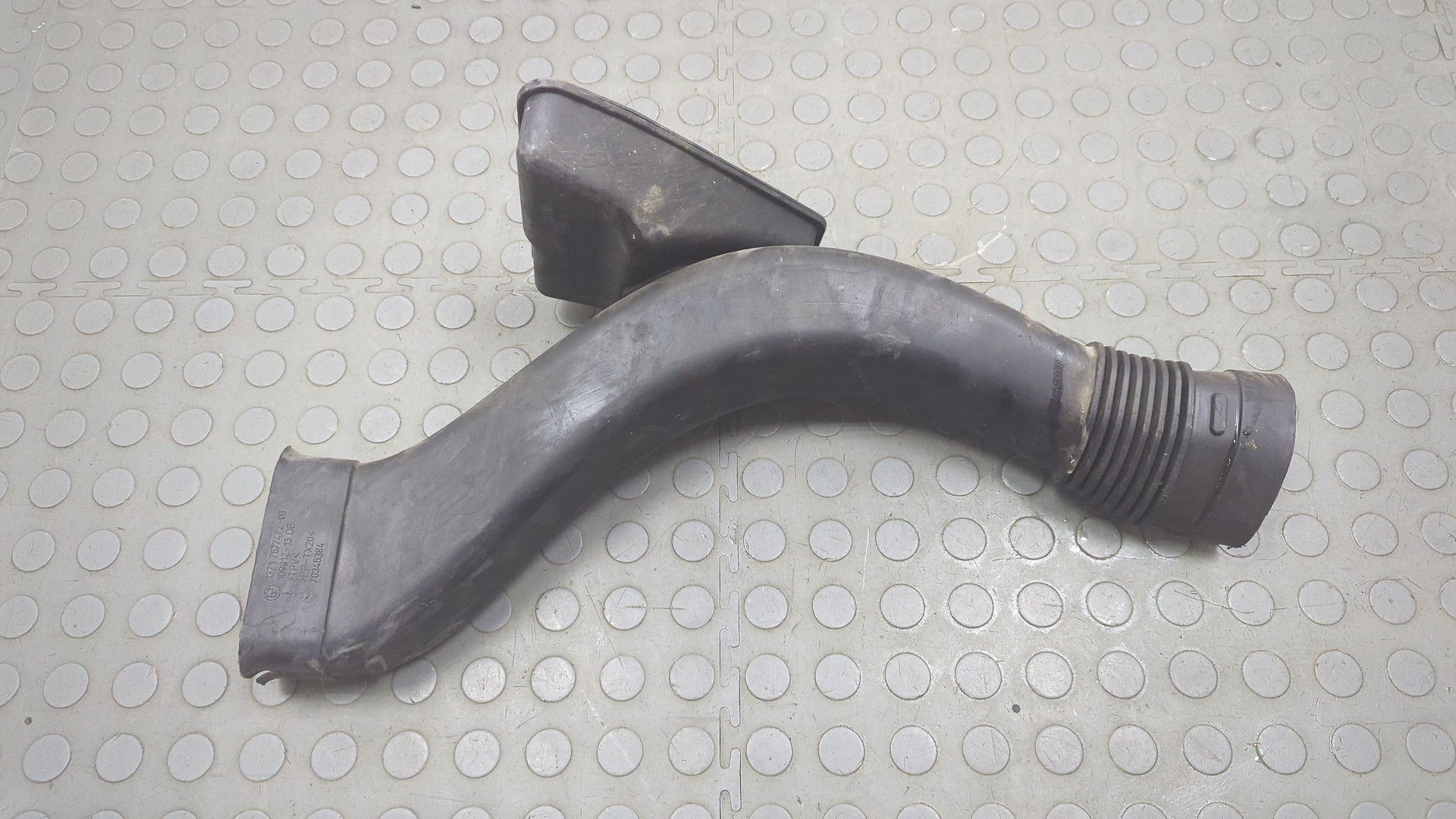 Воздухозаборник (внутри)