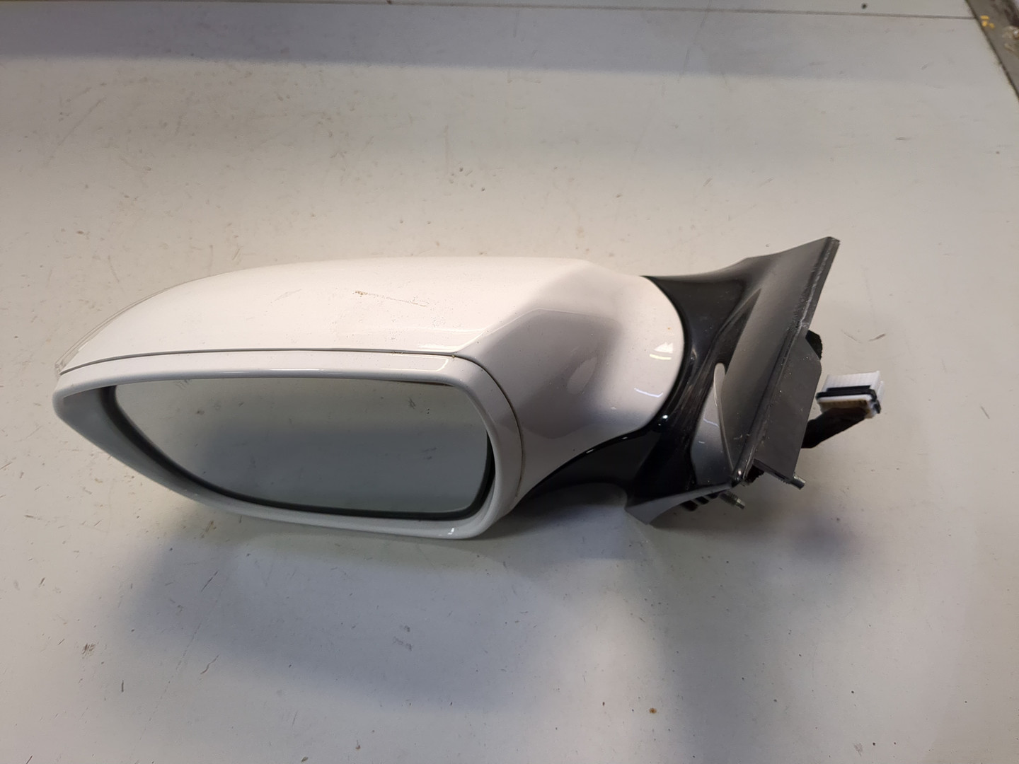 Зеркало левое электрическое