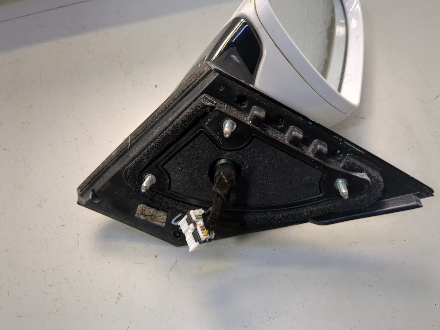 Зеркало левое электрическое