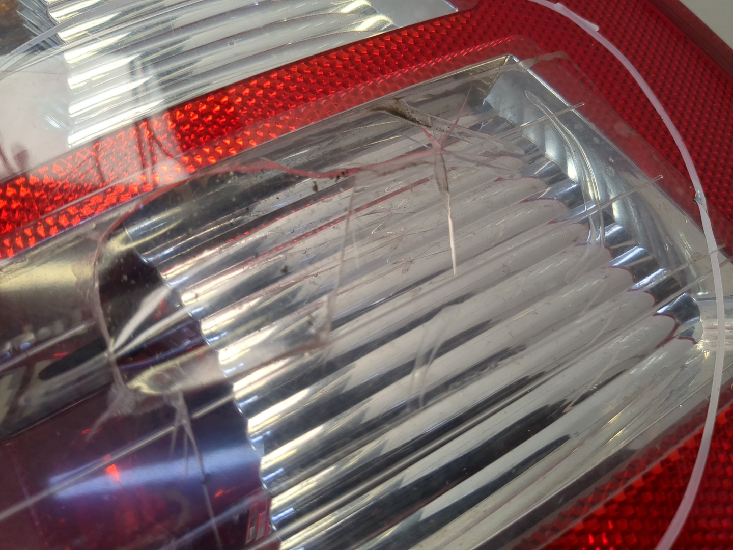 Фонарь задний правый