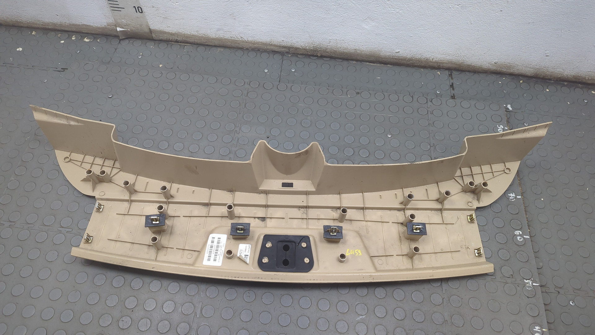 Обшивка багажника