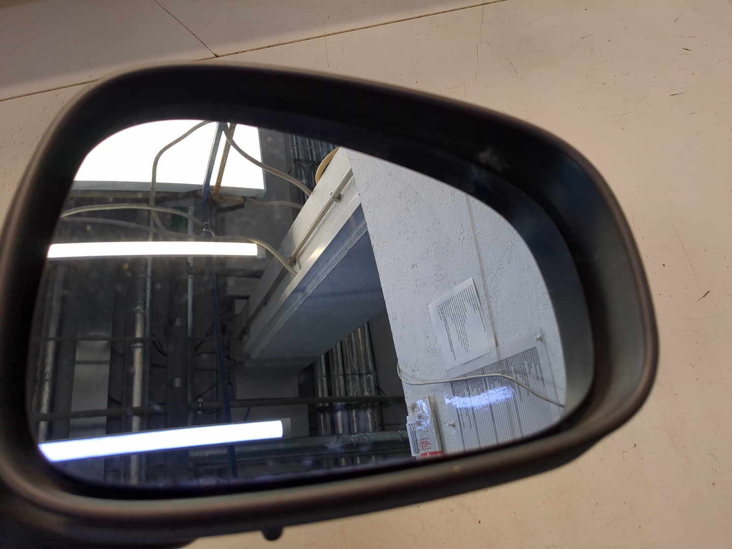 Зеркало правое электрическое