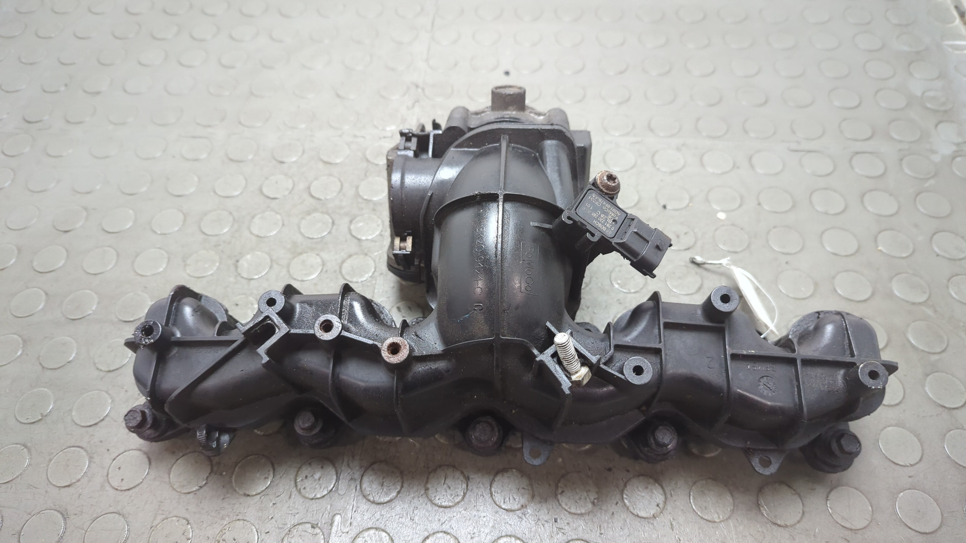 Коллектор впускной