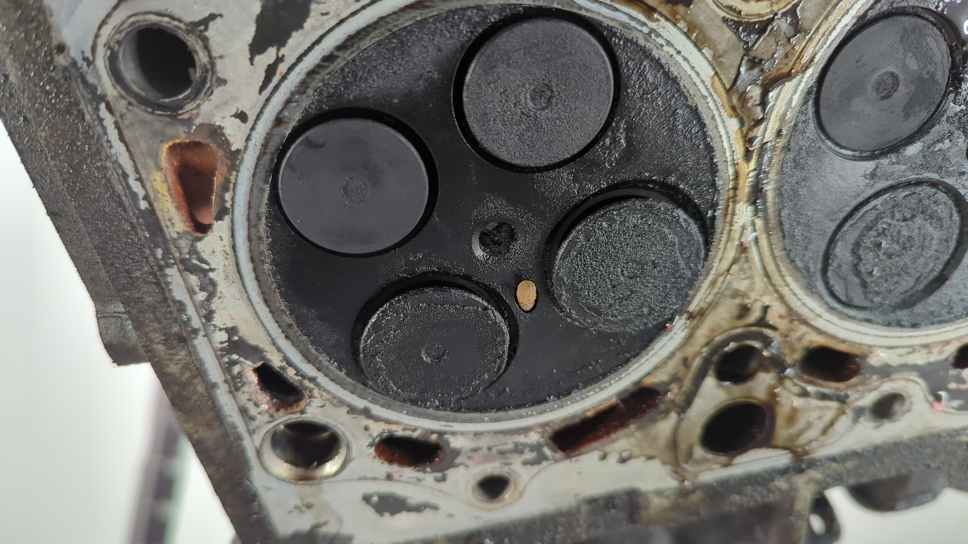 Головка блока цилиндров