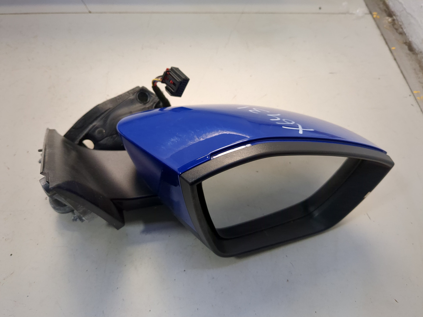 Зеркало правое электрическое