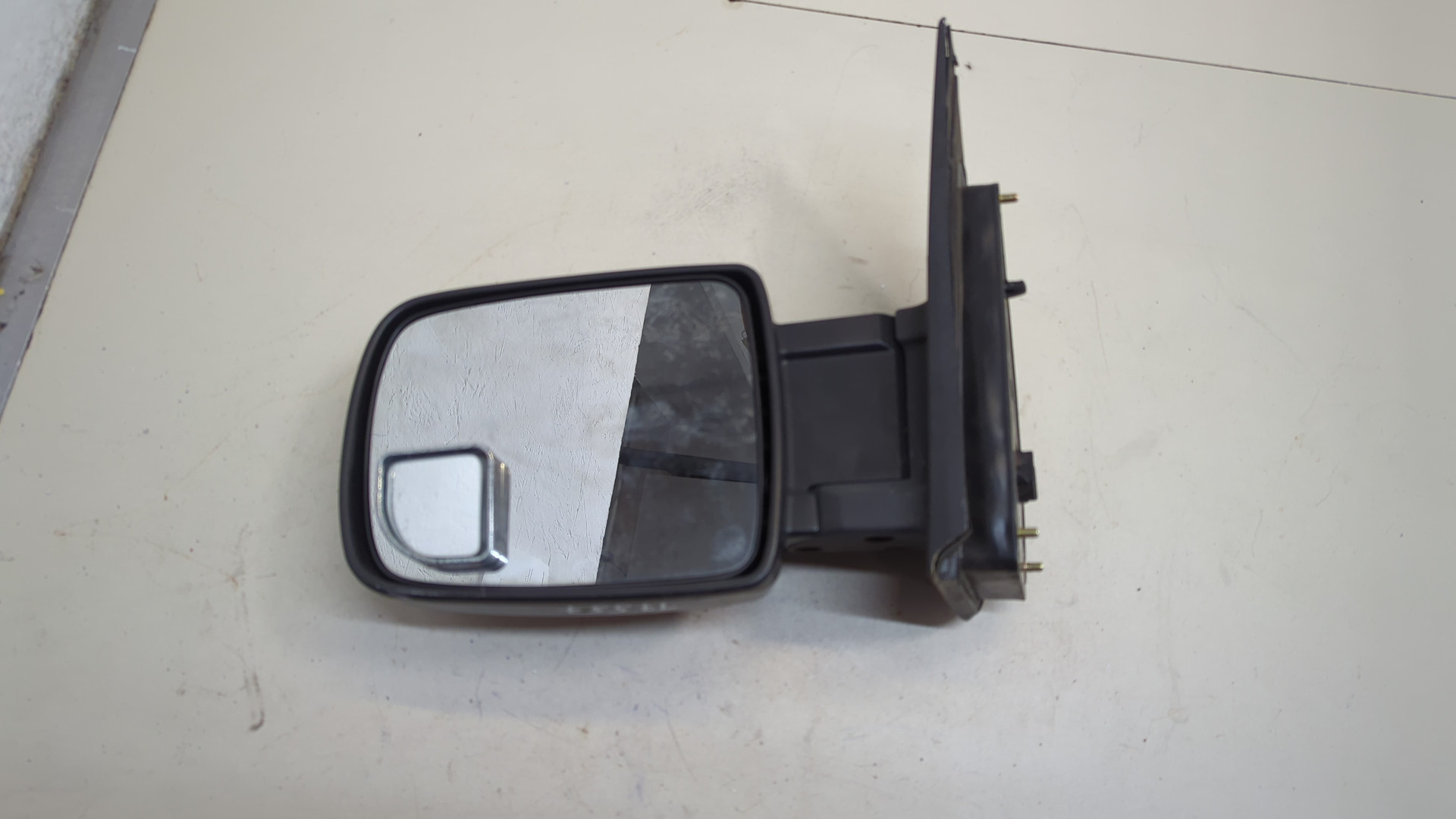 Зеркало левое электрическое