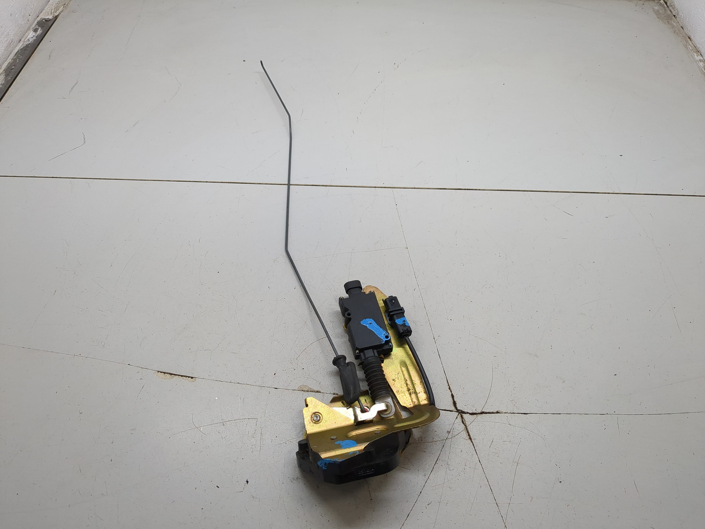 Замок двери сдвижной