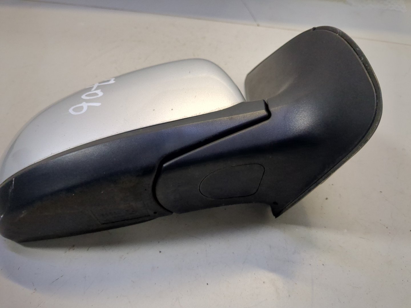 Зеркало правое электрическое