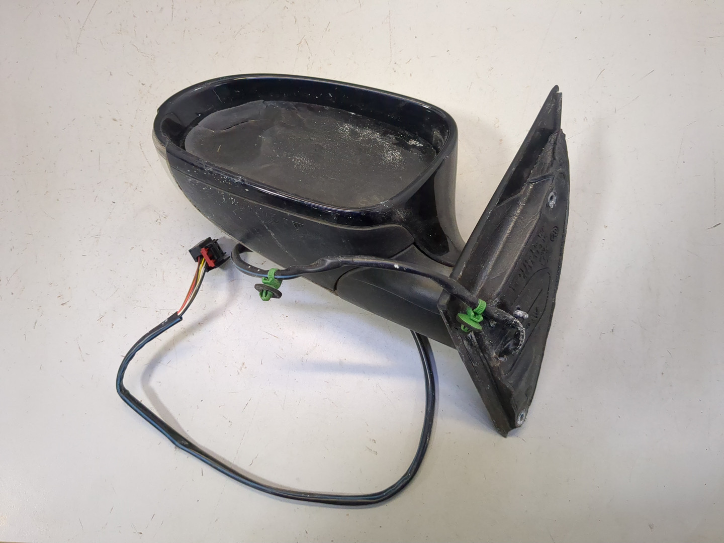 Зеркало левое электрическое