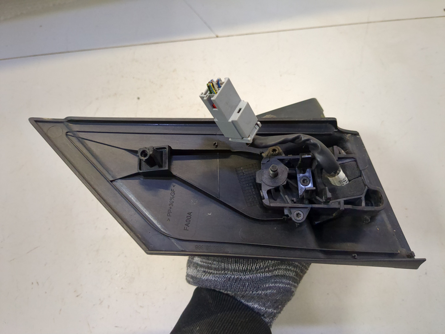 Зеркало правое электрическое