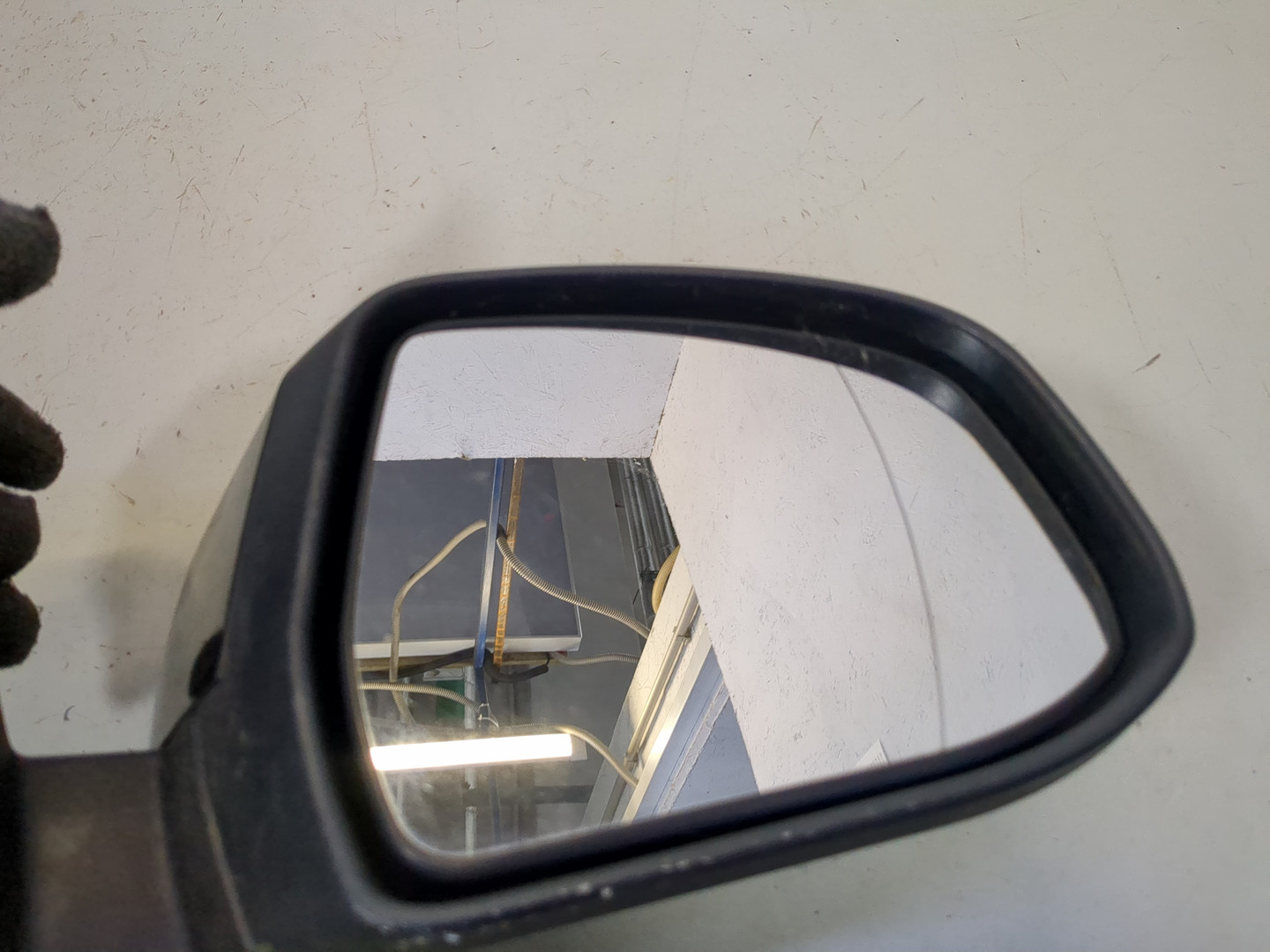 Зеркало правое электрическое