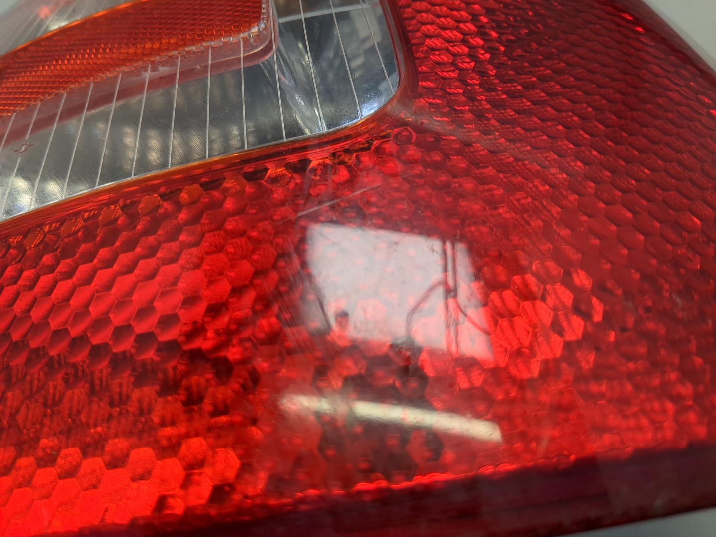 Фонарь задний правый