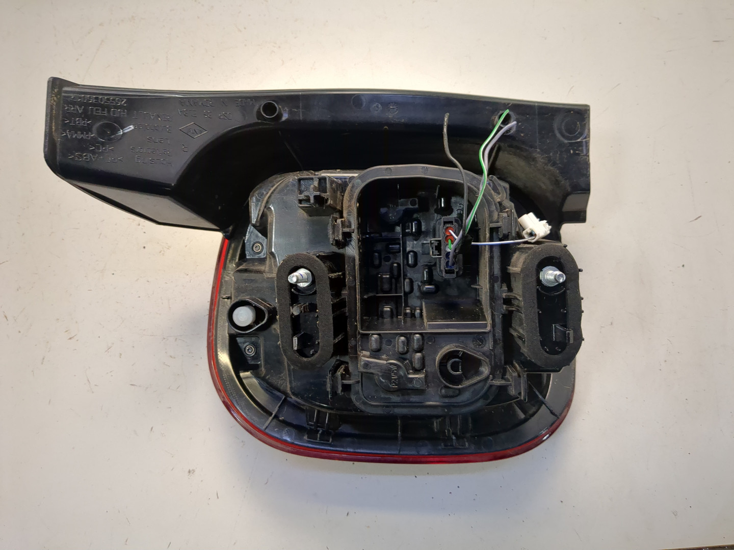 Фонарь задний правый