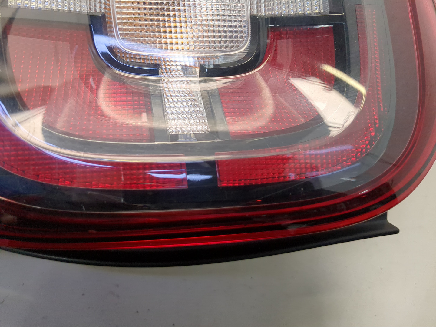 Фонарь задний правый