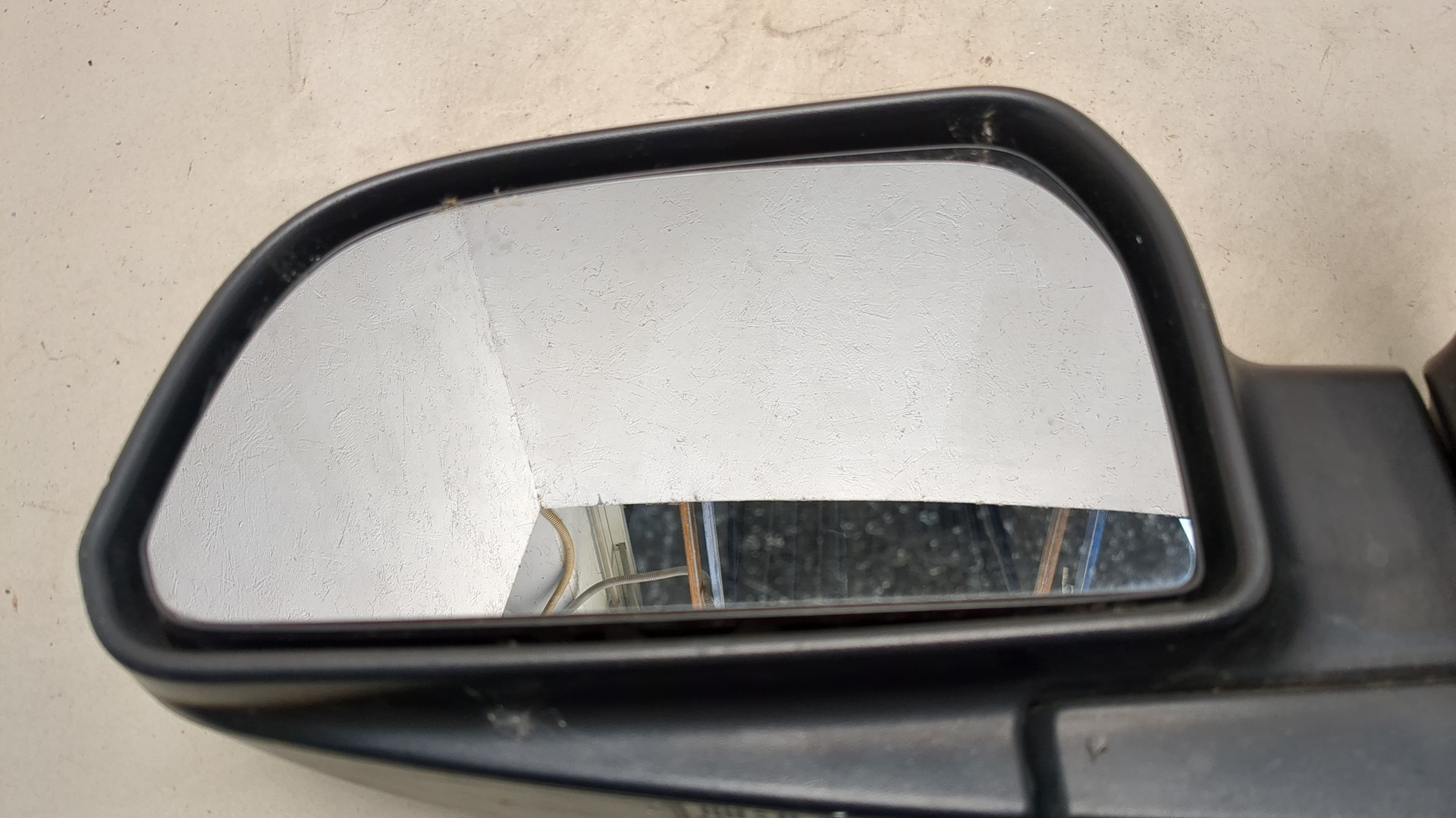 Зеркало левое электрическое