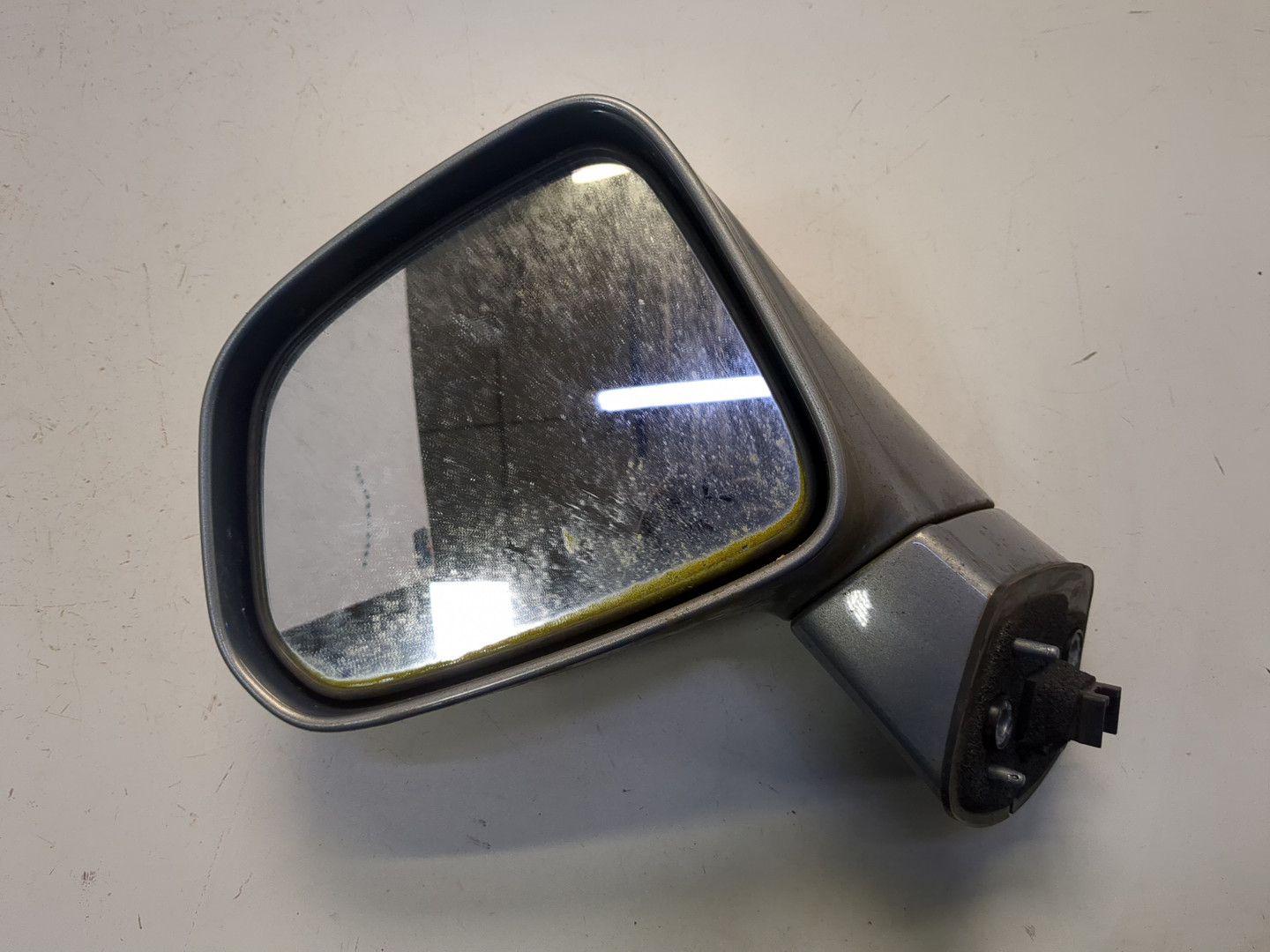 Зеркало левое электрическое