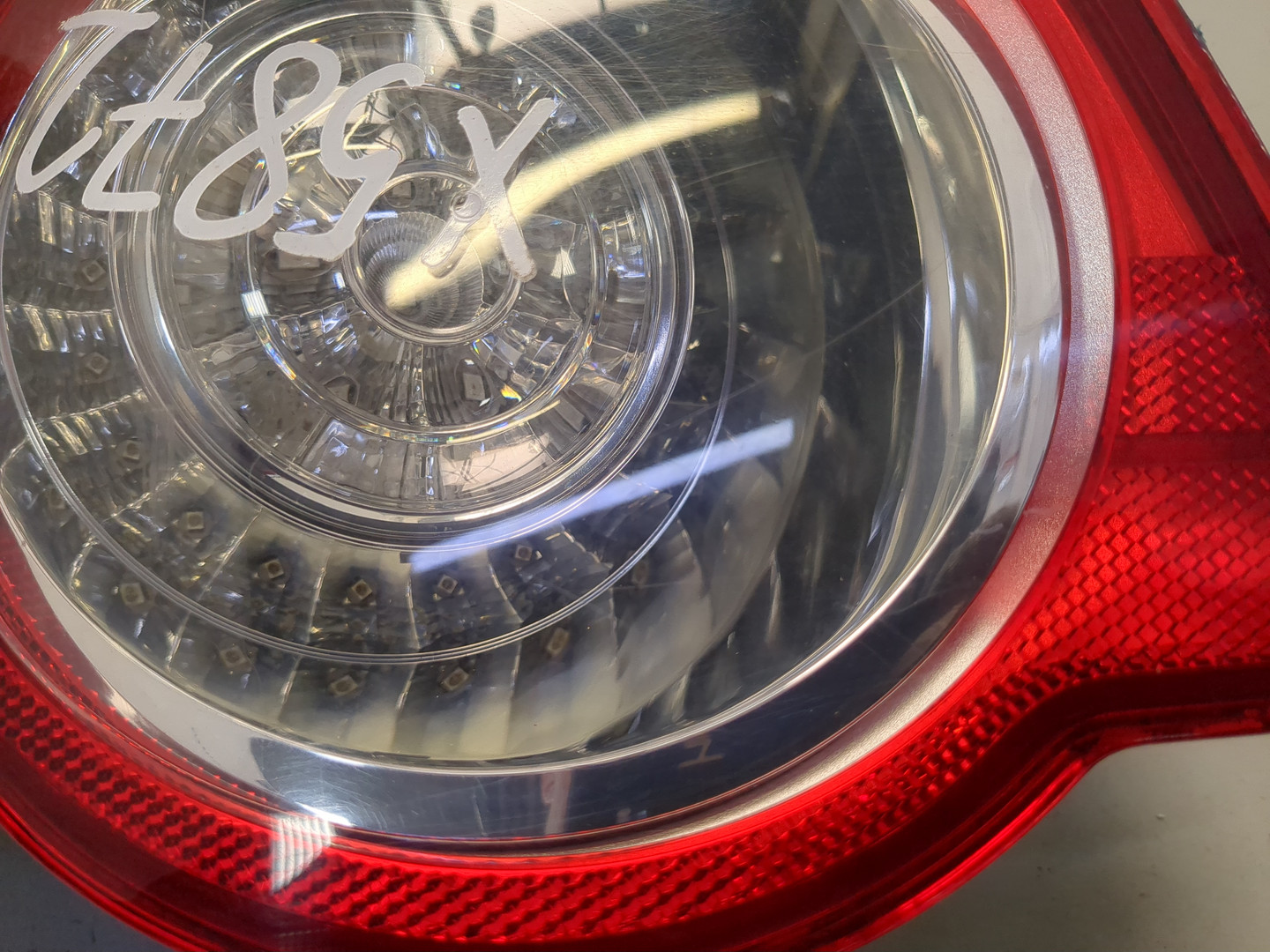 Фонарь задний левый