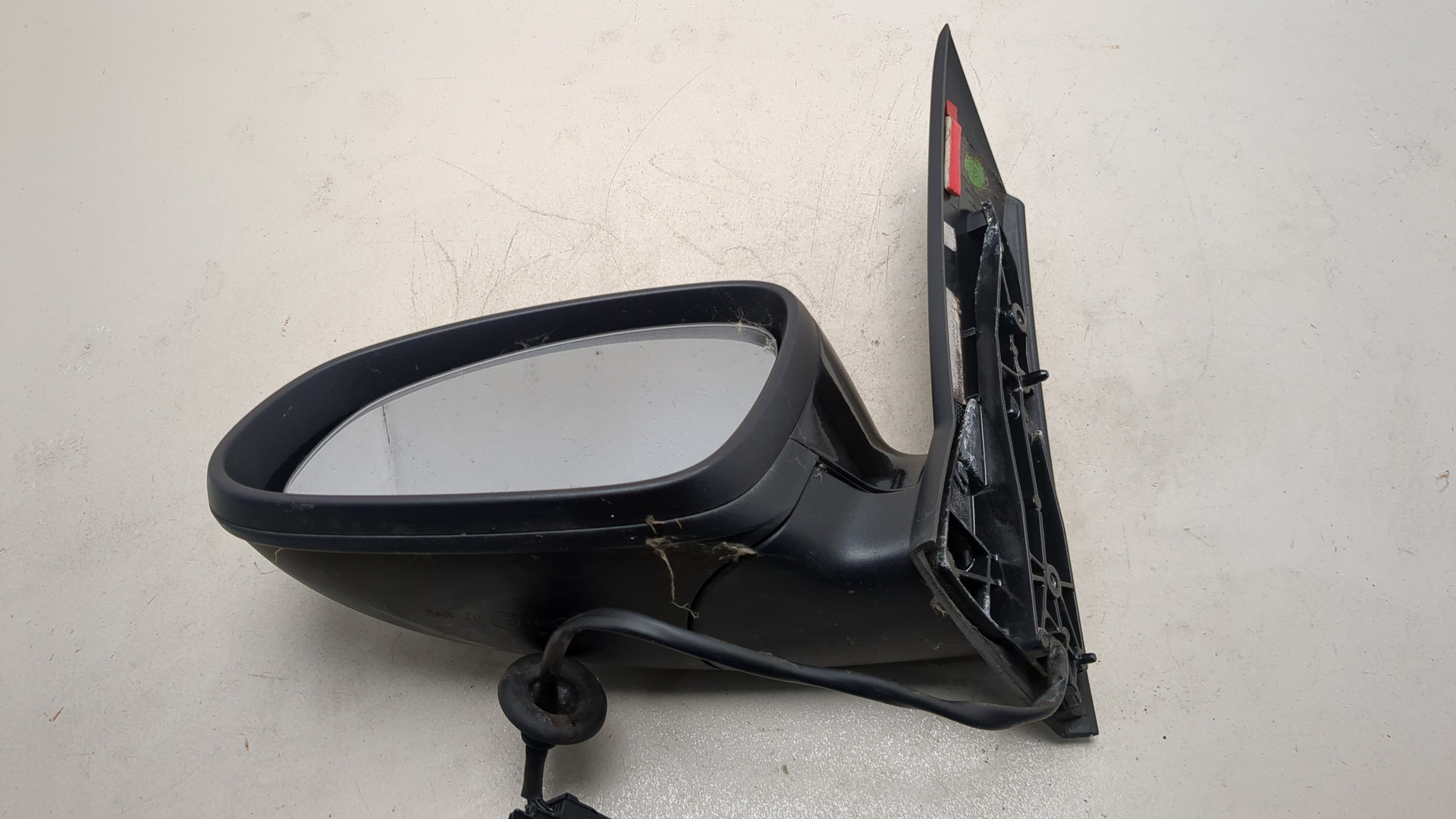 Зеркало левое электрическое