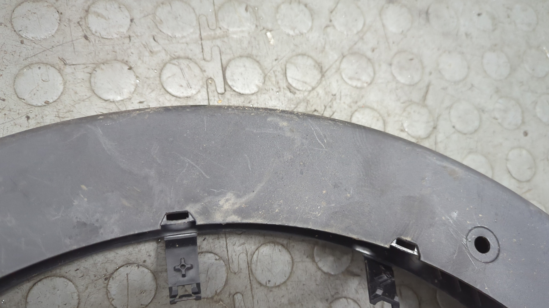 Обшивка багажника