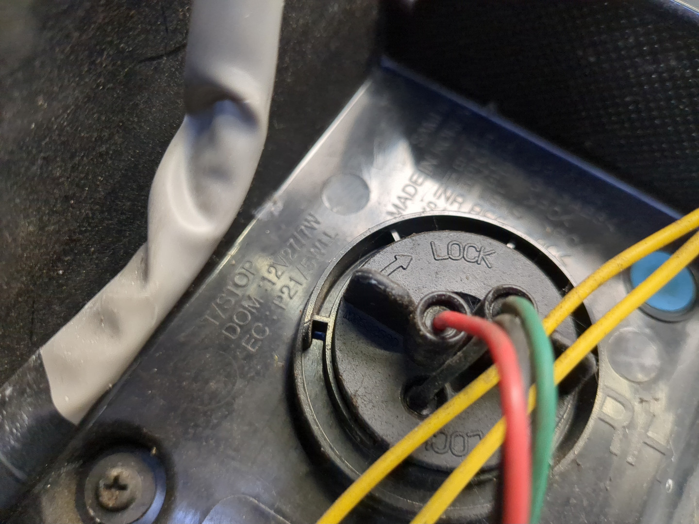 Фонарь задний правый