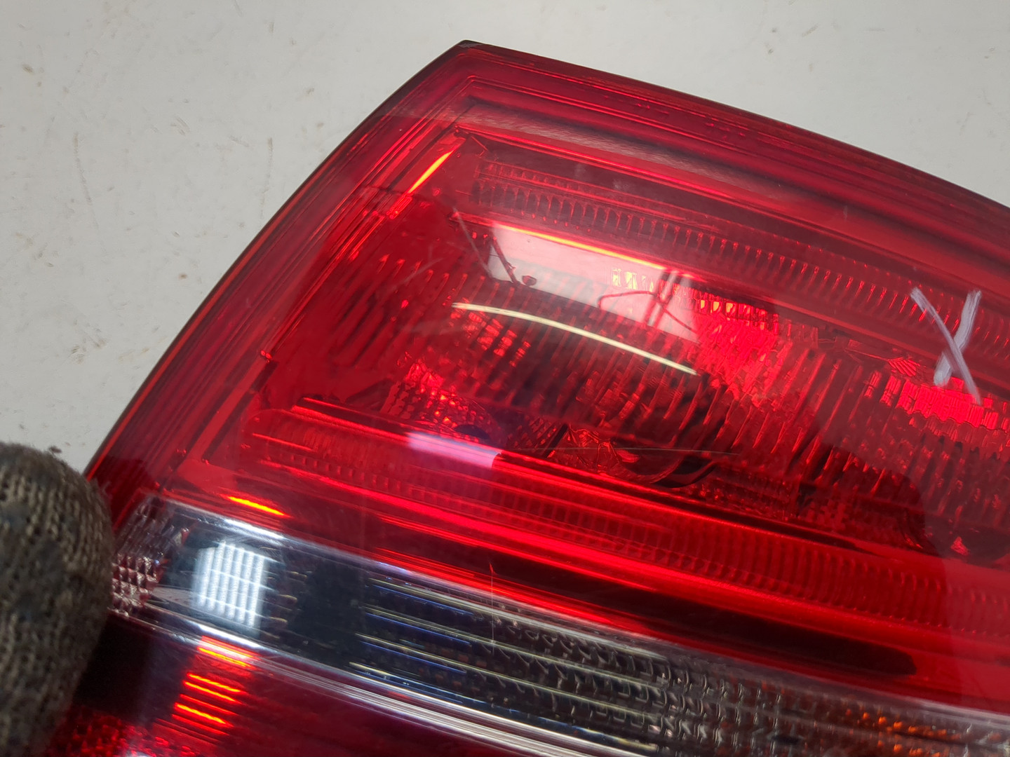 Фонарь задний правый