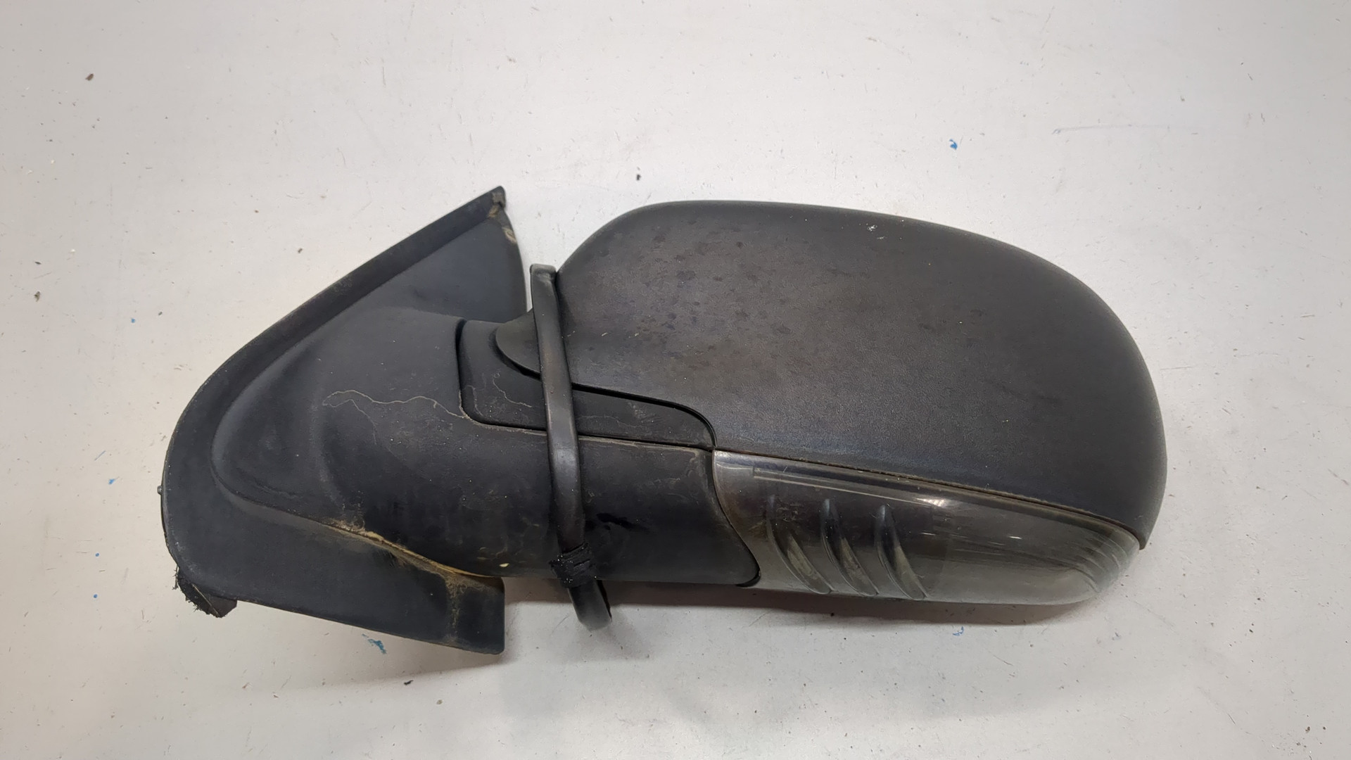 Зеркало левое электрическое