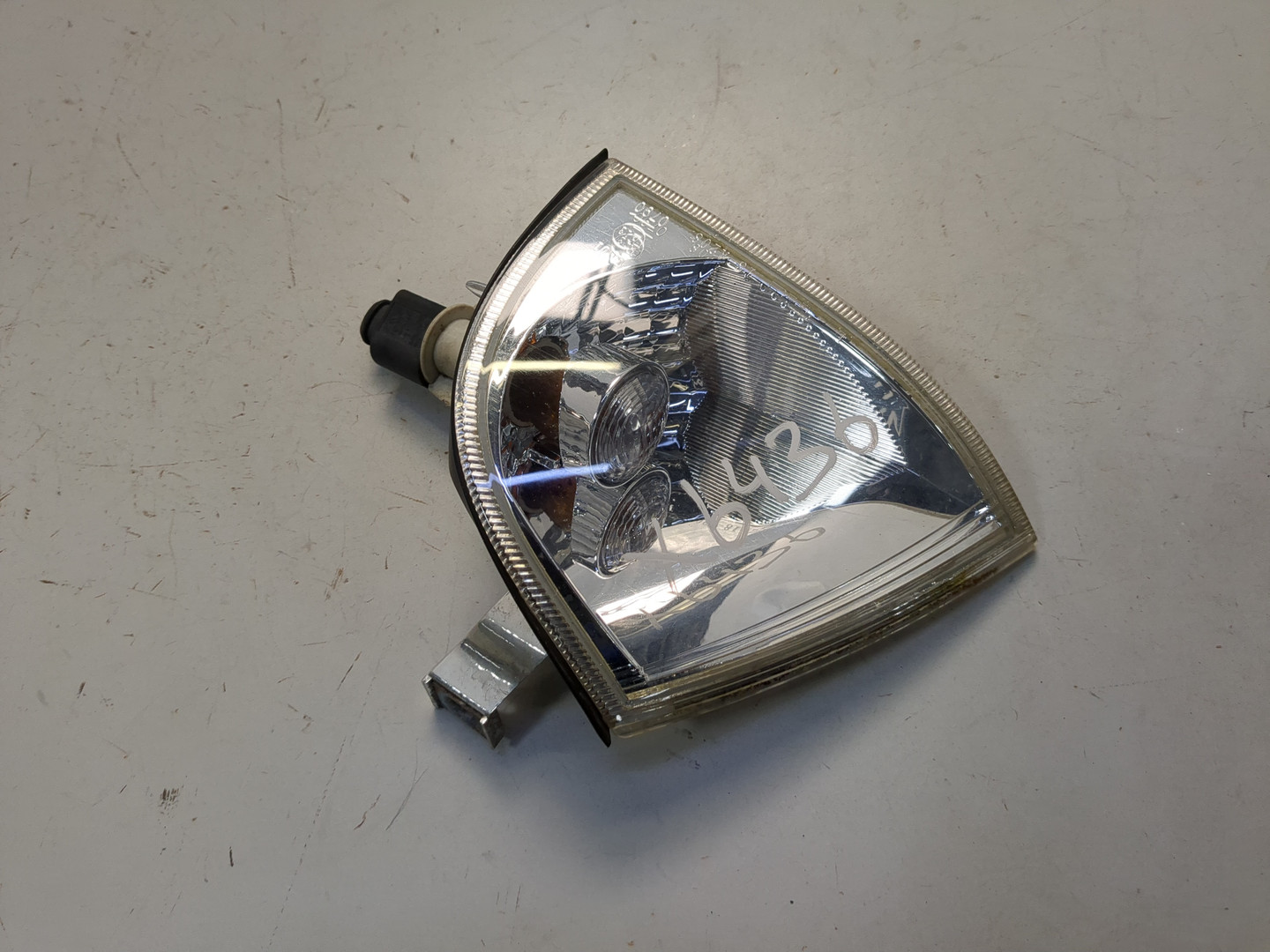 Повторитель на крыло левый