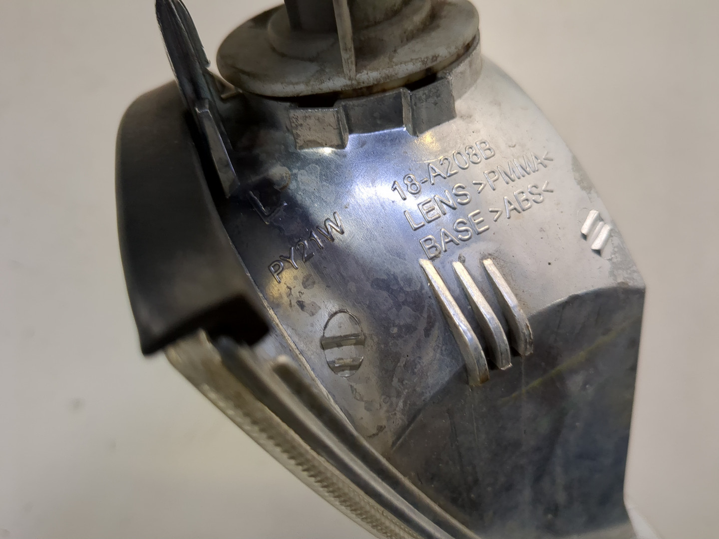 Повторитель на крыло левый