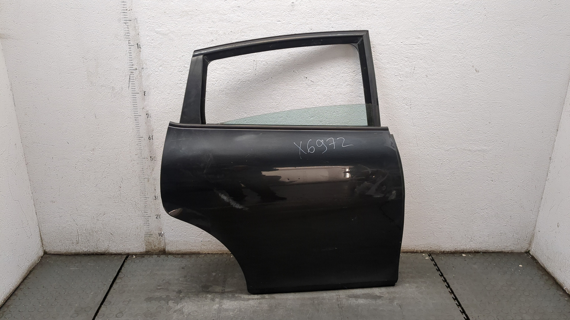 Дверь задняя правая