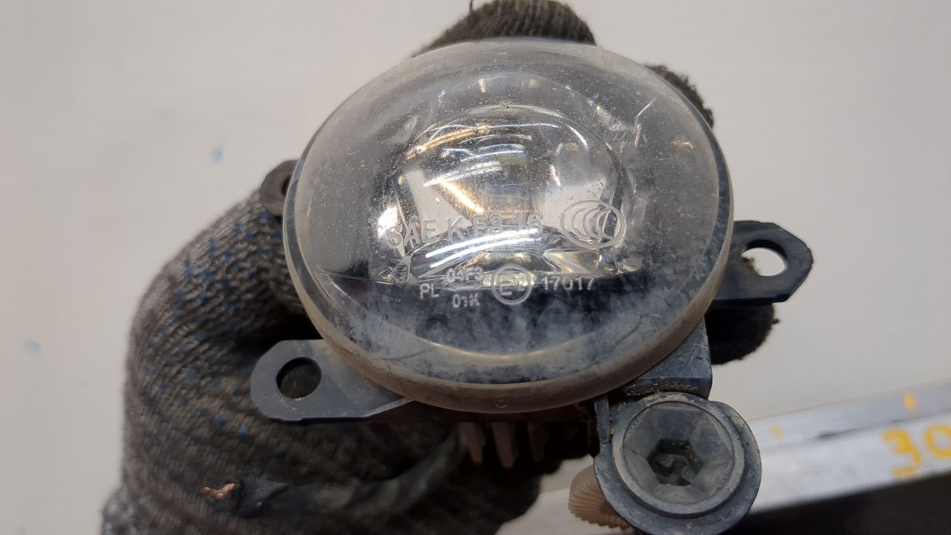 Фара противотуманная правая