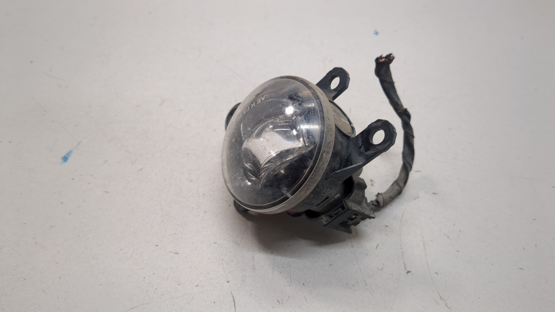 Фара противотуманная правая