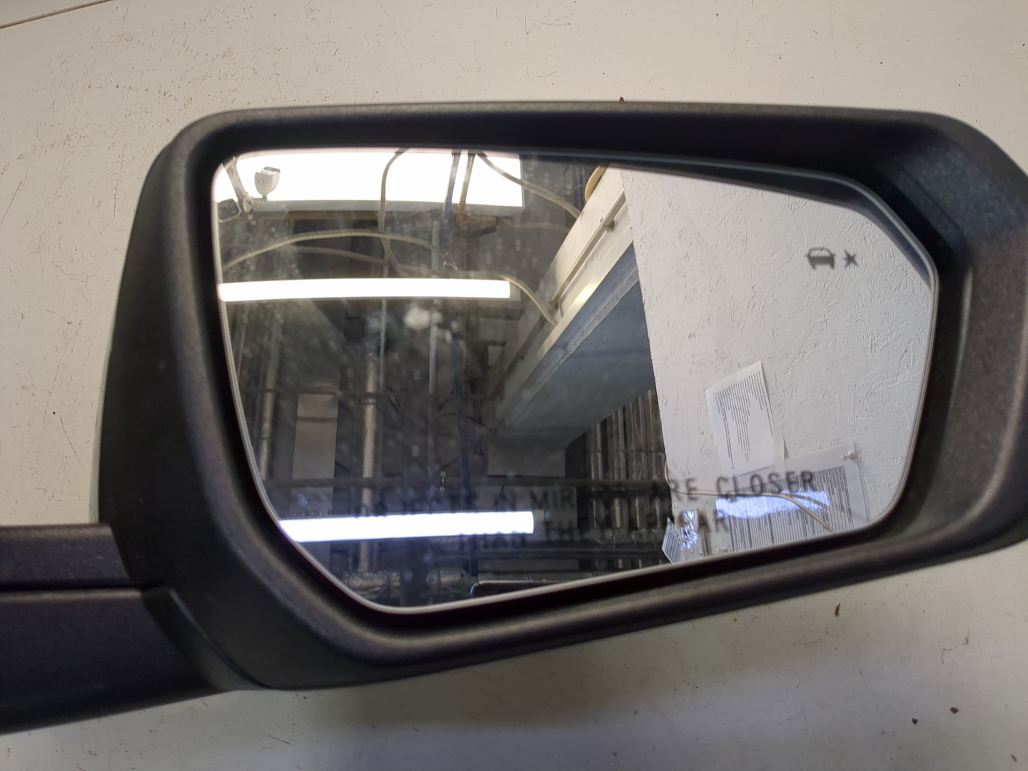 Зеркало правое электрическое